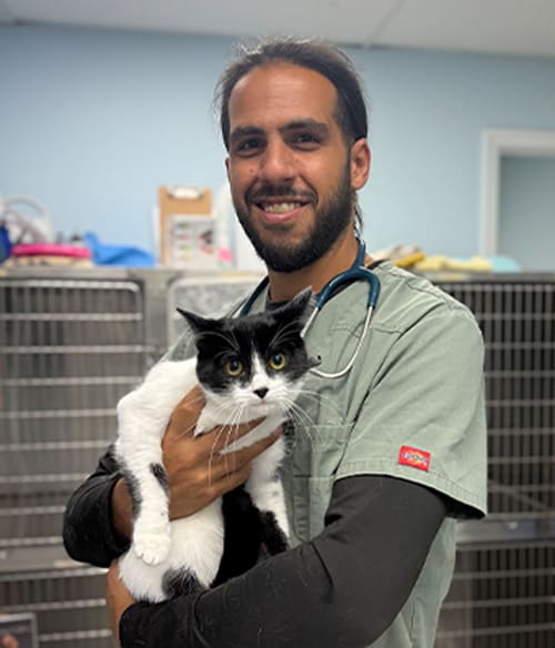 Danny, Coral Breeze Animal Hospital Veterinary Technician